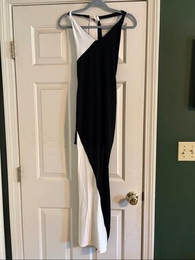 Backless Black & White Colorblock Maxi Dress